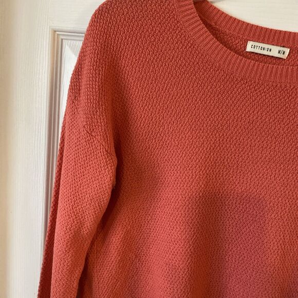 Cotton On Sweater Women’s Medium Round Neck Light Weight Salmon Slit Side - Picture 7 of 15